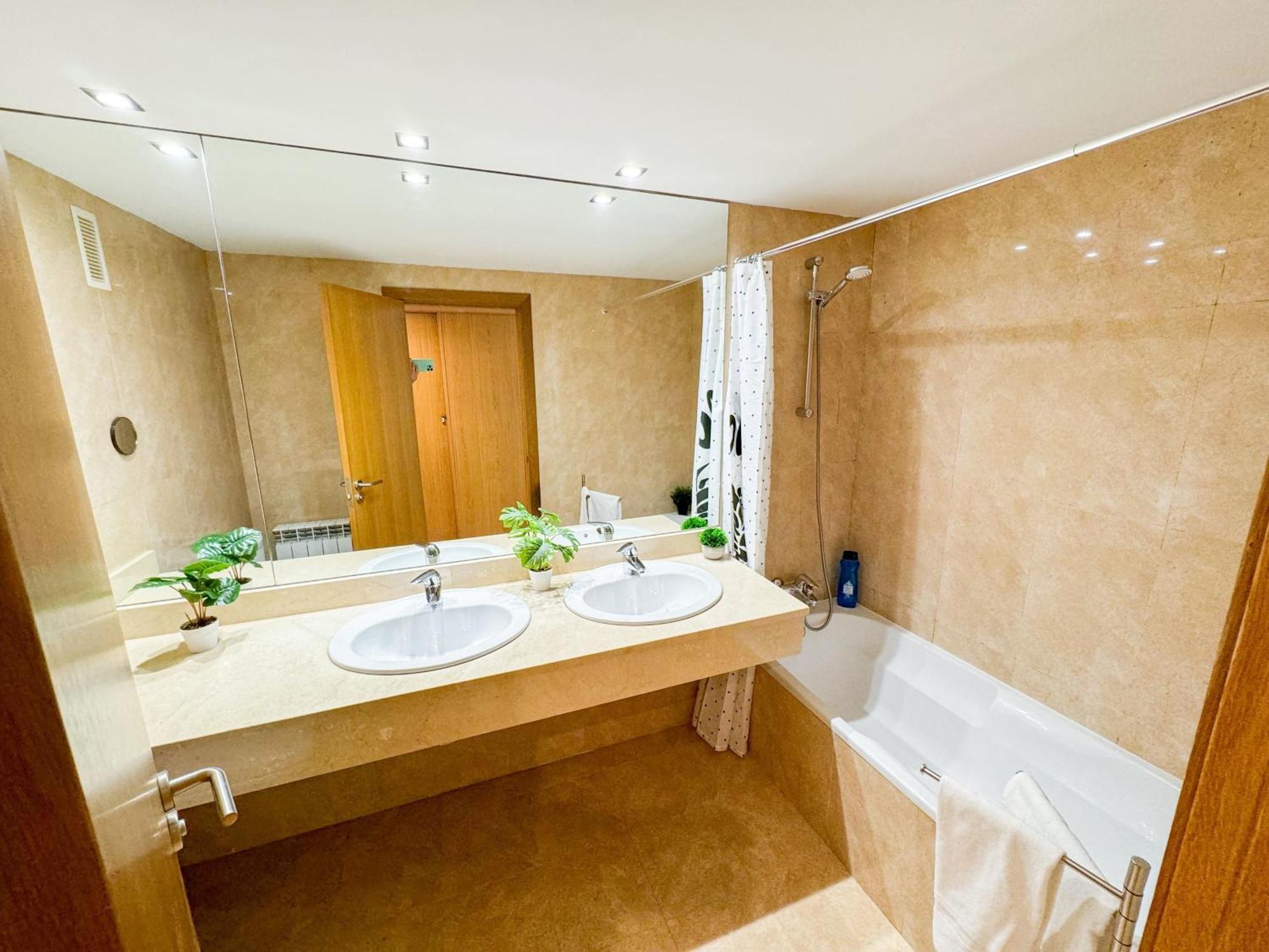 Appartement Bielsa Del Pilar Turistea à Saragosse Extérieur photo